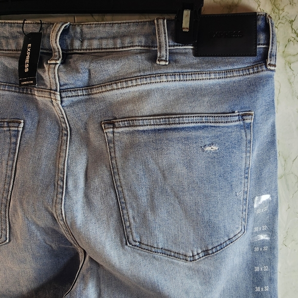 EXPRESS Athletic Skinny Jeans - Picture 9 of 16